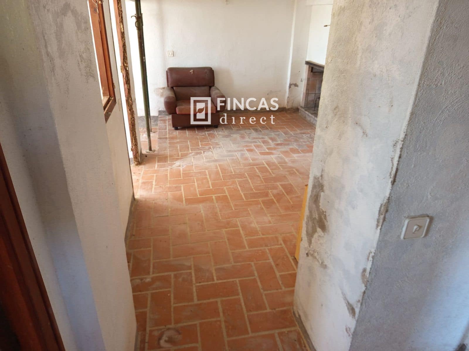 2 bedroom Finca/Country House for sale in Tortosa - € 148,500 (Ref: 9027057)