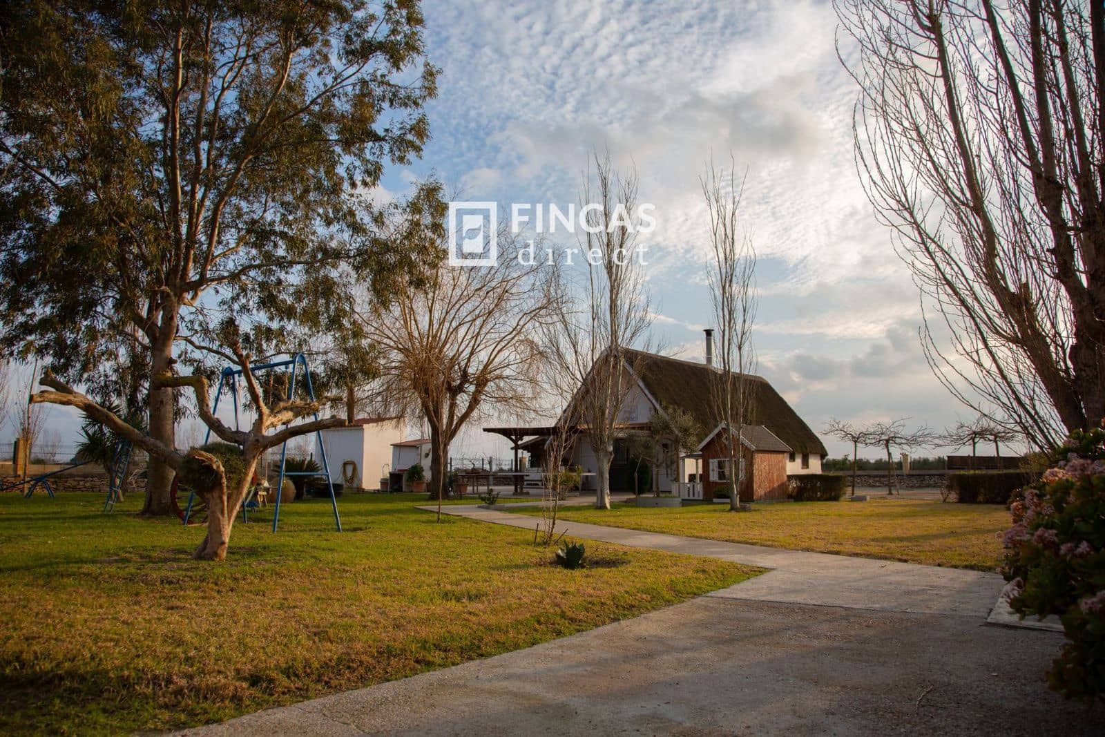 3 bedroom Villa for sale in Sant Jaume d'Enveja - € 295,000 (Ref: 9257990)