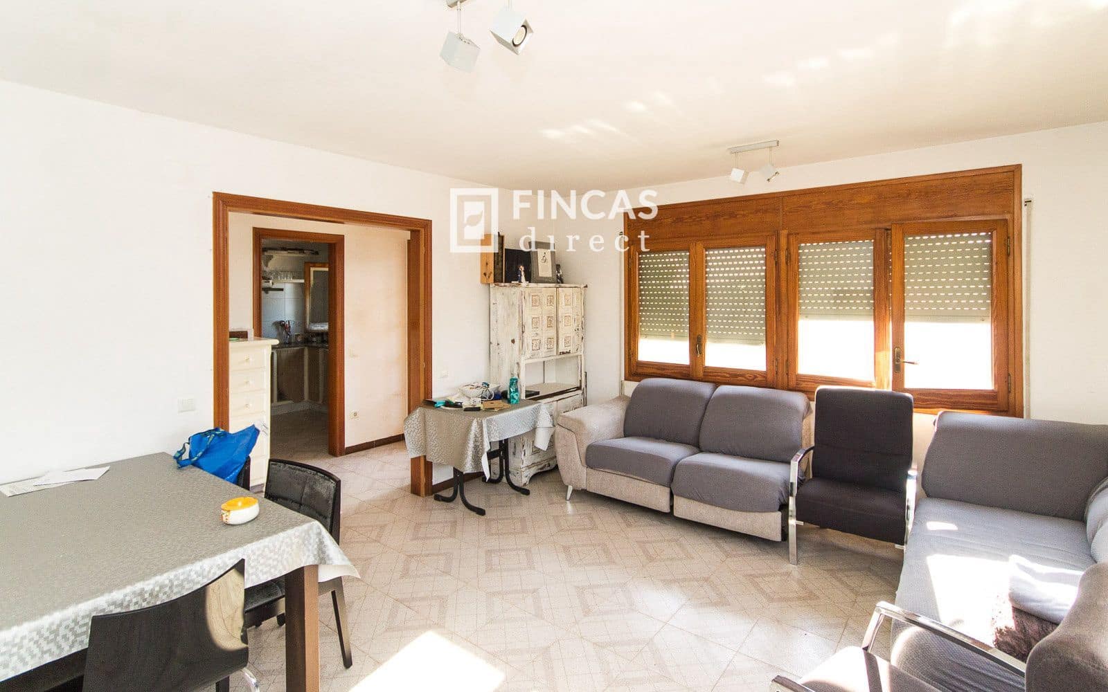 3 bedroom Villa for sale in Deltebre with garage - € 238,000 (Ref: 9383195)