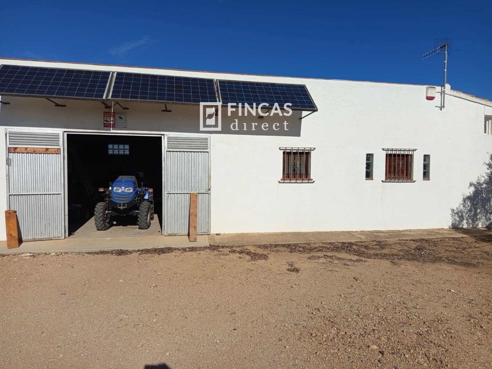 1 bedroom Finca/Country House for sale in Tortosa with garage - € 105,000 (Ref: 9519327)