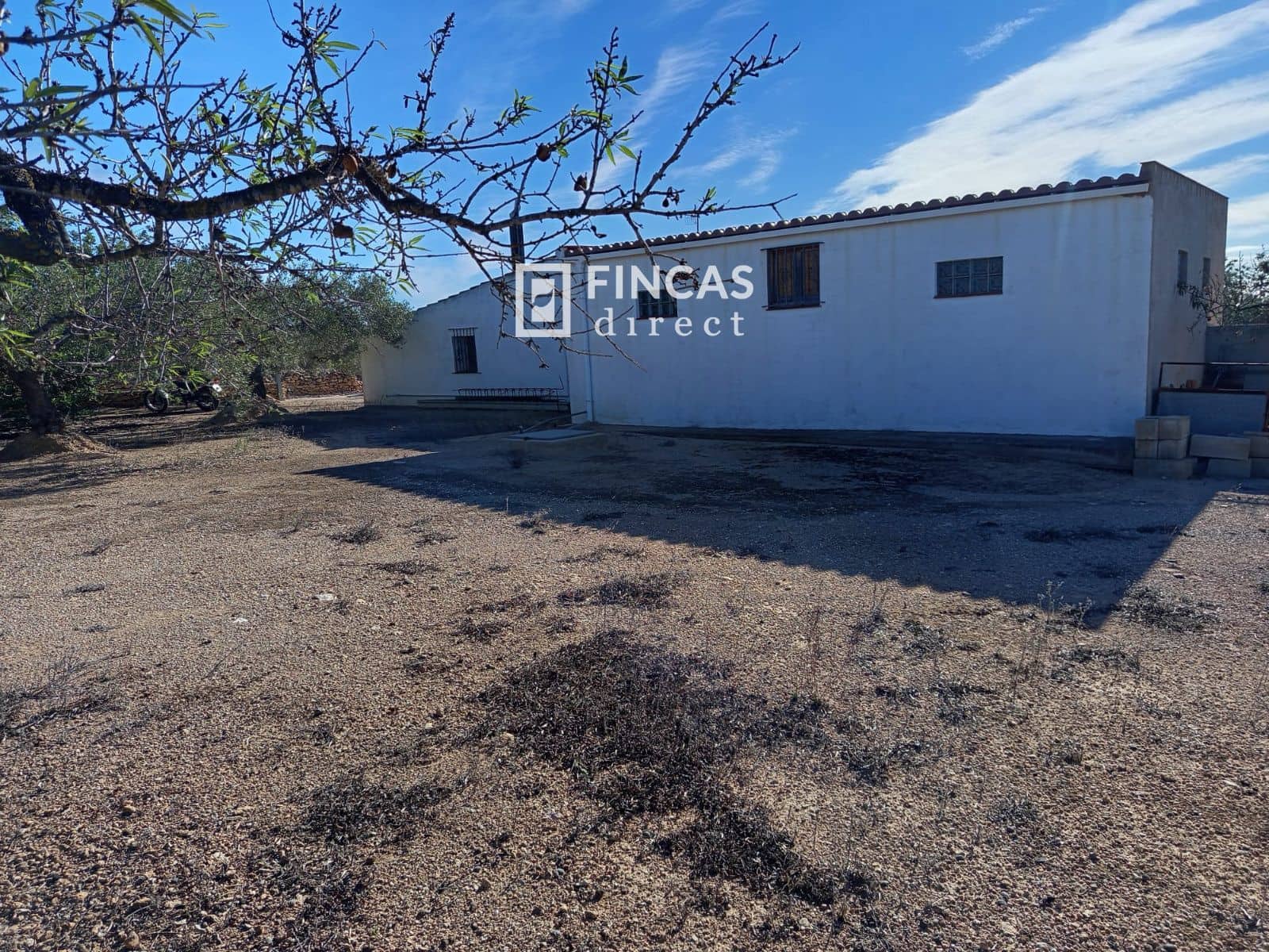 1 bedroom Finca/Country House for sale in Tortosa with garage - € 105,000 (Ref: 9519327)