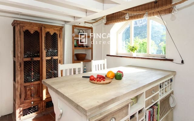 3 slaapkamer Villa te koop in Tivissa met zwembad - € 265.000 (Ref: 9736106)