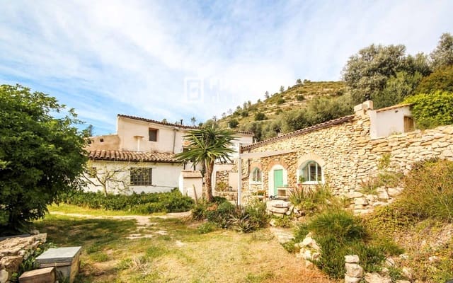 3 slaapkamer Villa te koop in Tivissa met zwembad - € 265.000 (Ref: 9736106)