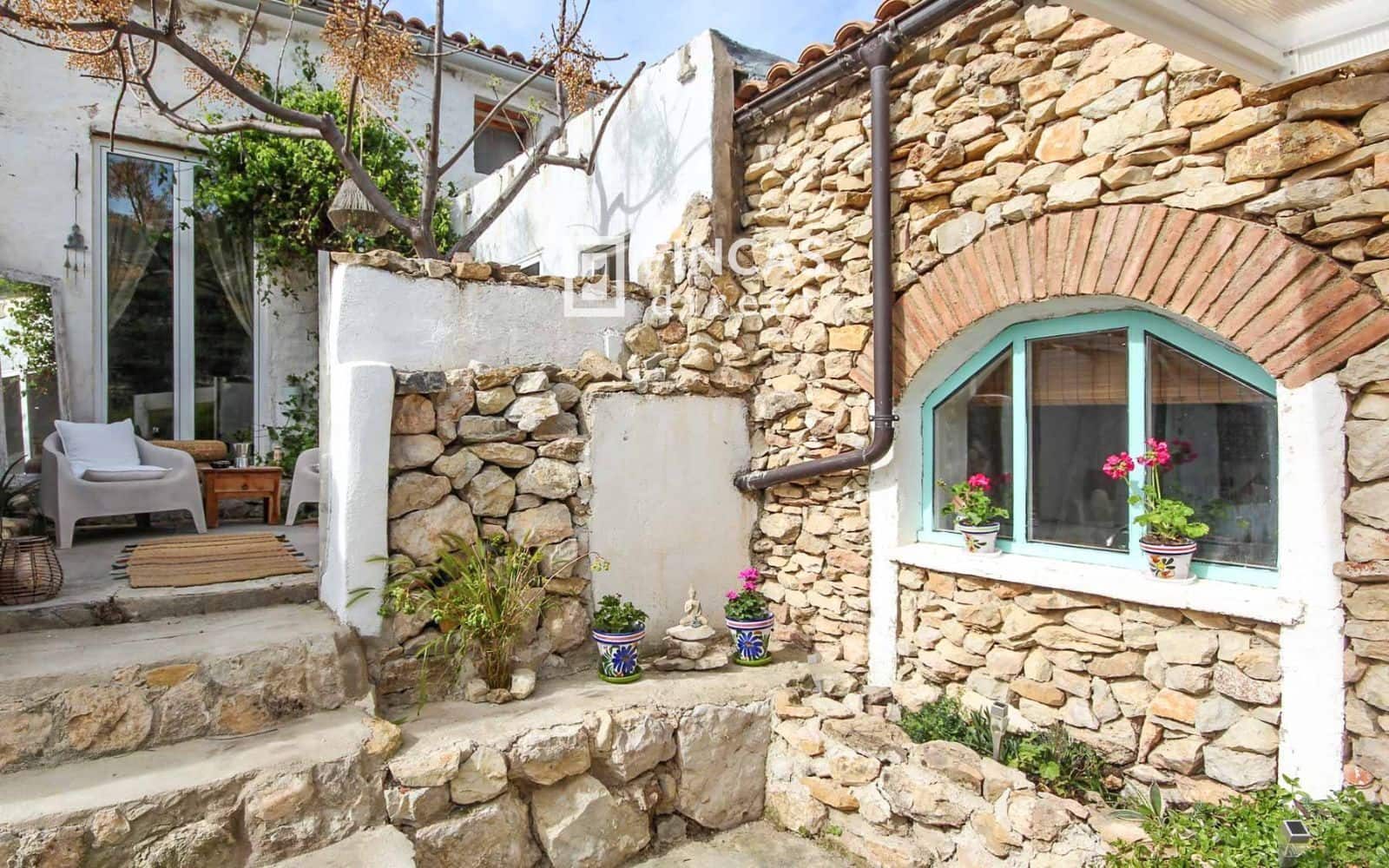 3 slaapkamer Villa te koop in Tivissa met zwembad - € 265.000 (Ref: 9736106)