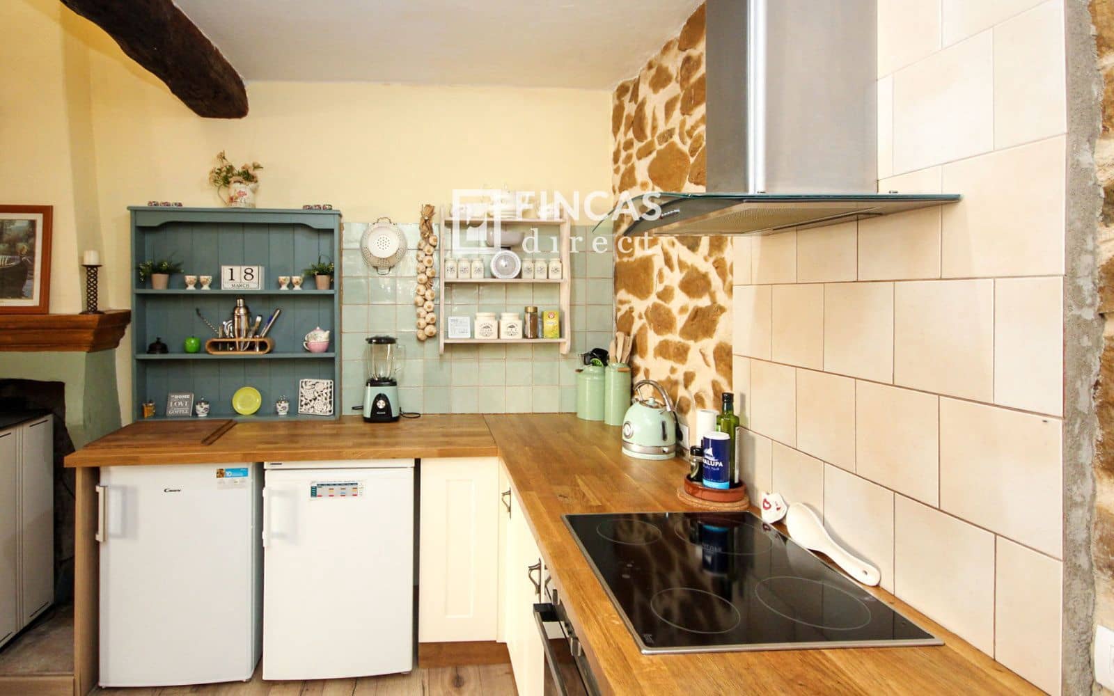 3 bedroom Villa for sale in Riba-roja d'Ebre - € 155,000 (Ref: 9813428)