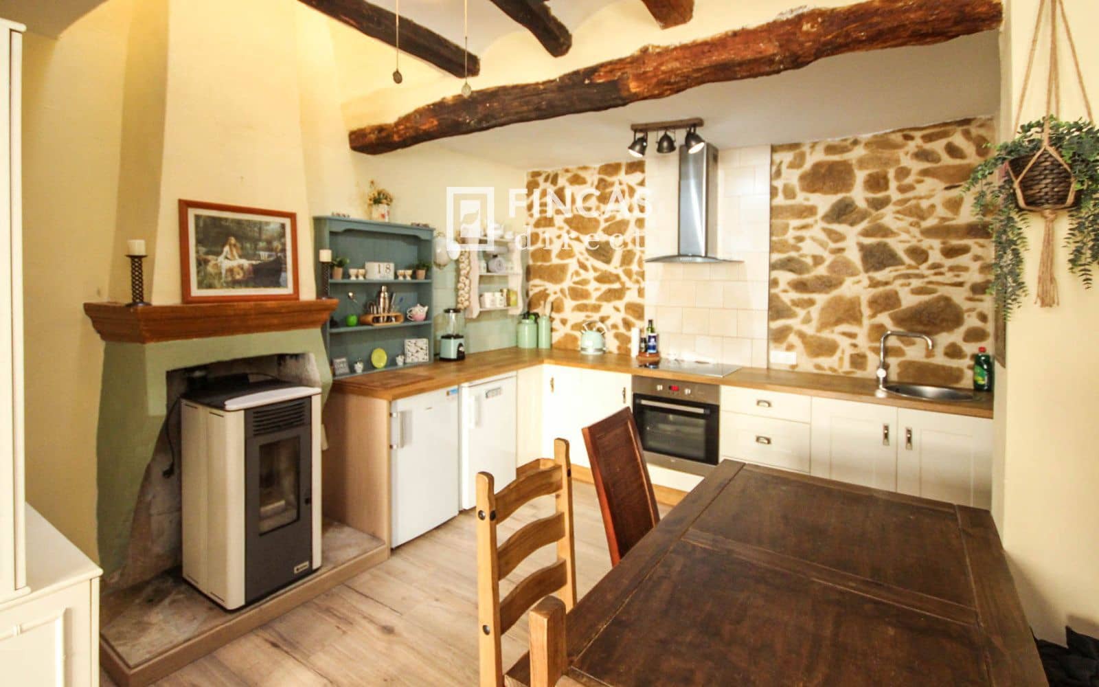 3 bedroom Villa for sale in Riba-roja d'Ebre - € 155,000 (Ref: 9813428)