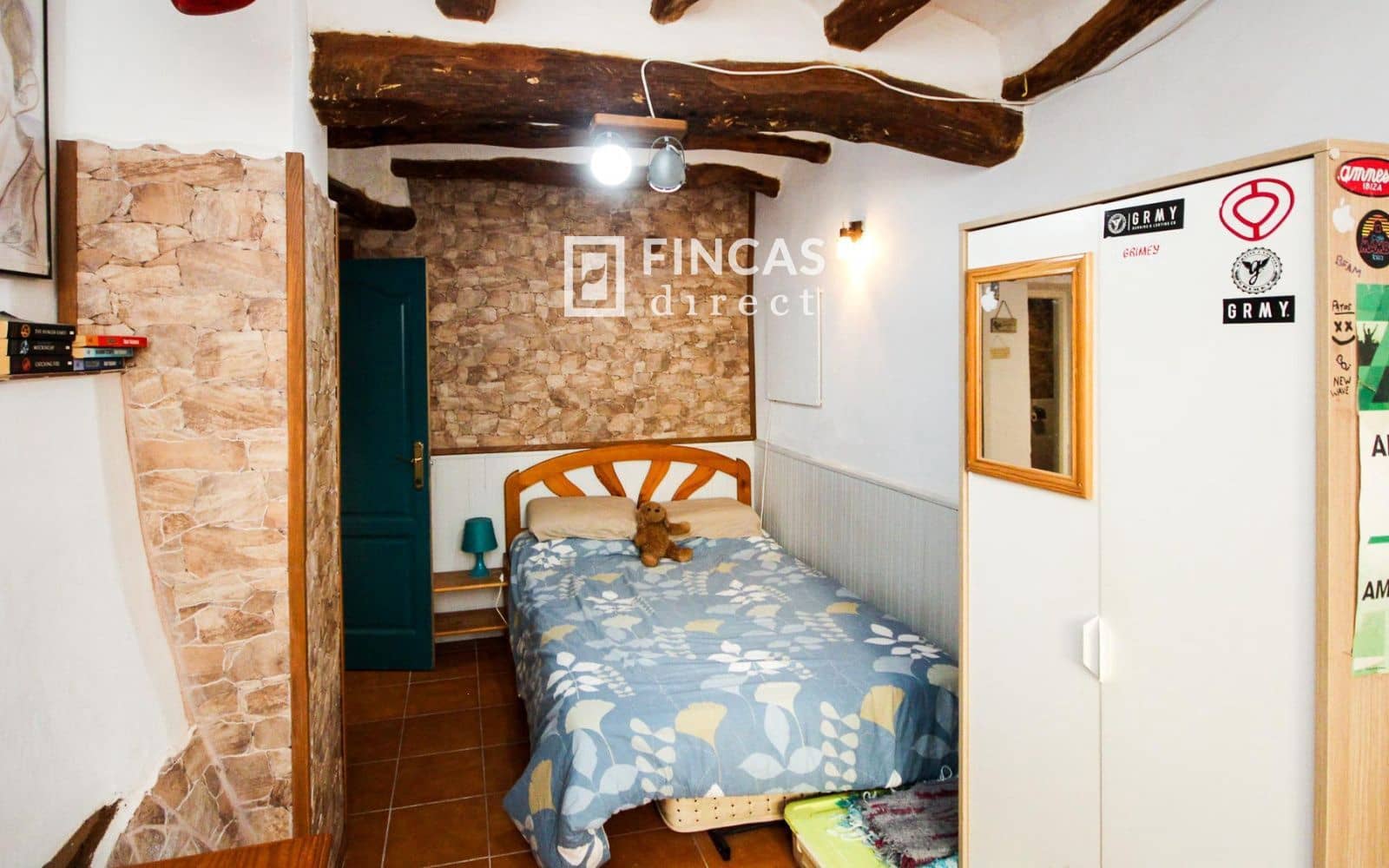 3 bedroom Villa for sale in Riba-roja d'Ebre - € 155,000 (Ref: 9813428)