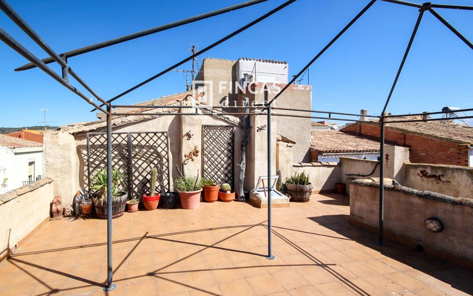3 bedroom Villa for sale in Riba-roja d'Ebre - € 155,000 (Ref: 9813428)