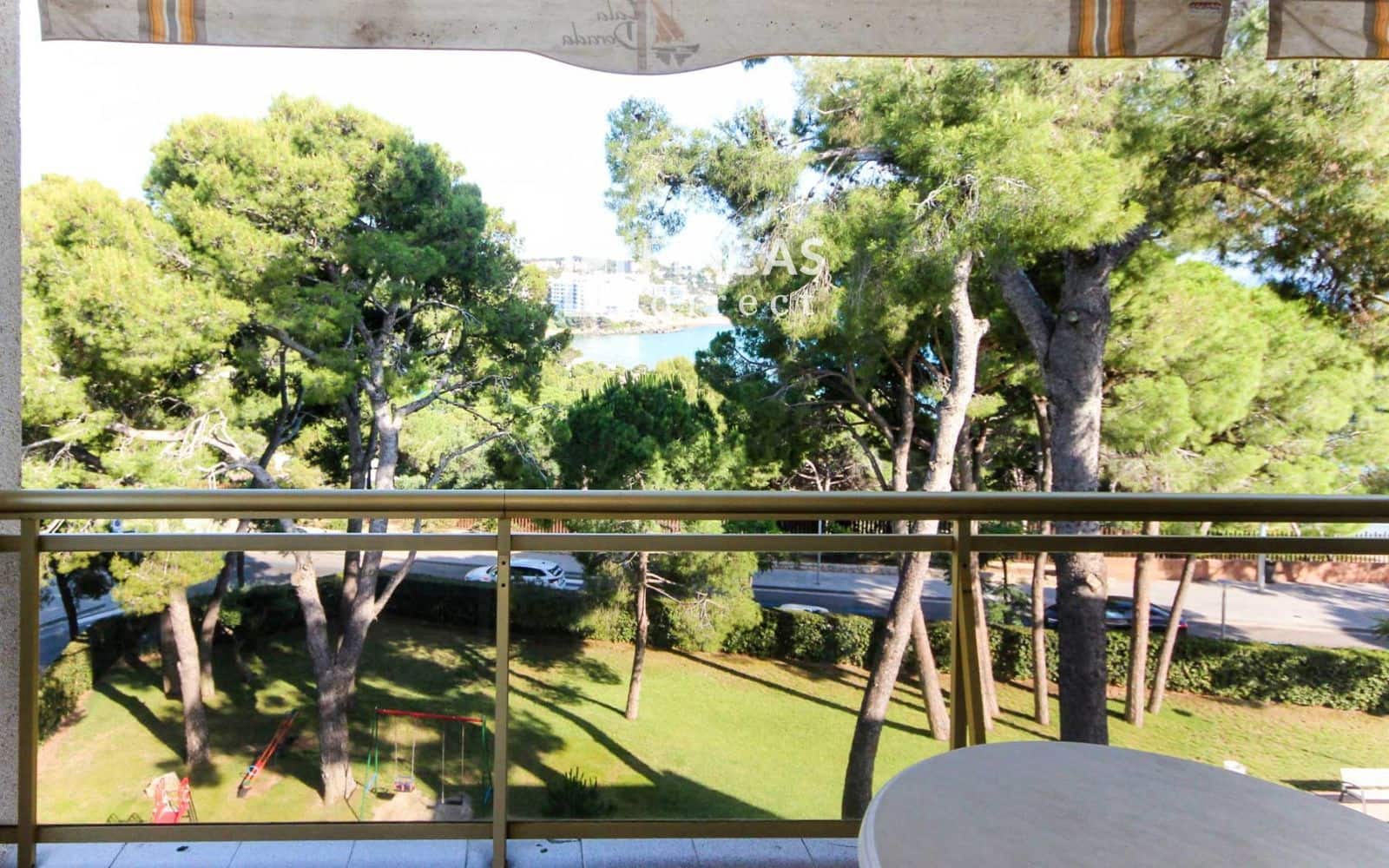 3 soverom Leilighet til salgs i Salou med svømmebasseng garasje - € 360 000 (Ref: 9940656)