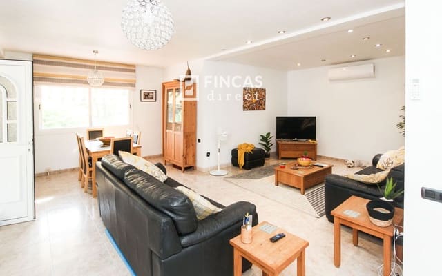6 Zimmer Villa zu verkaufen in El Catllar mit Pool Garage - 355.000 € (Ref: 9948884)