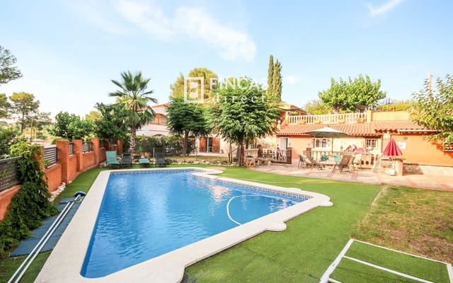 6 Zimmer Villa zu verkaufen in El Catllar mit Pool Garage - 355.000 € (Ref: 9948884)