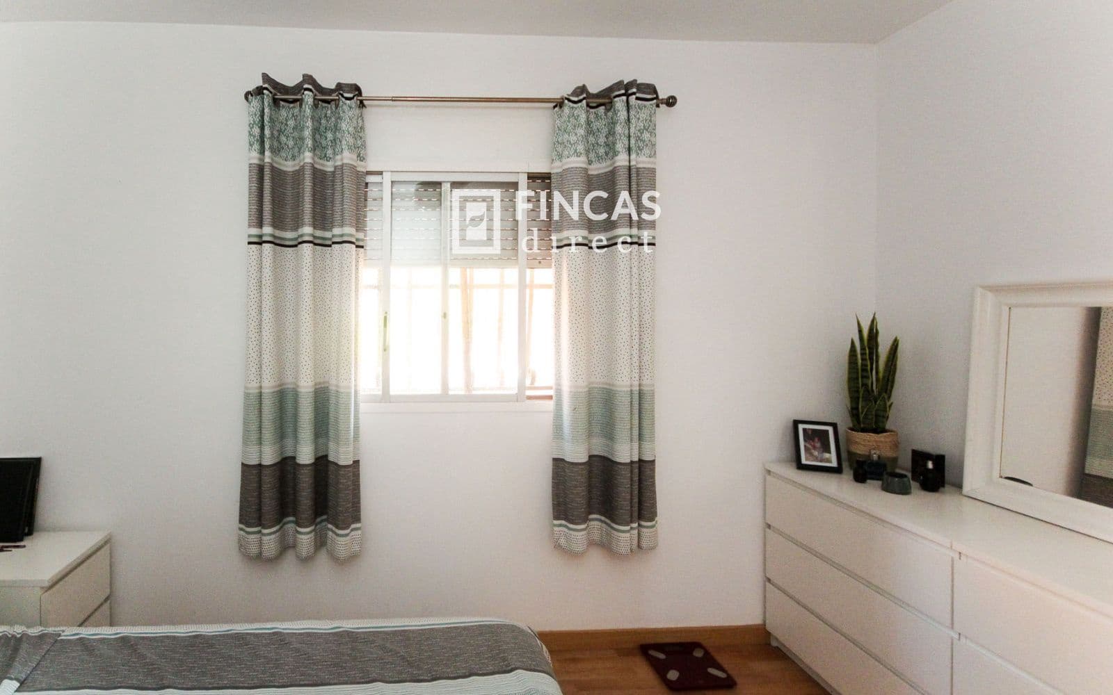 6 bedroom Villa for sale in El Catllar with pool garage - € 355,000 (Ref: 9948884)