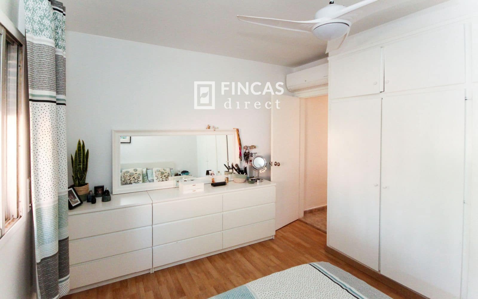 6 bedroom Villa for sale in El Catllar with pool garage - € 355,000 (Ref: 9948884)