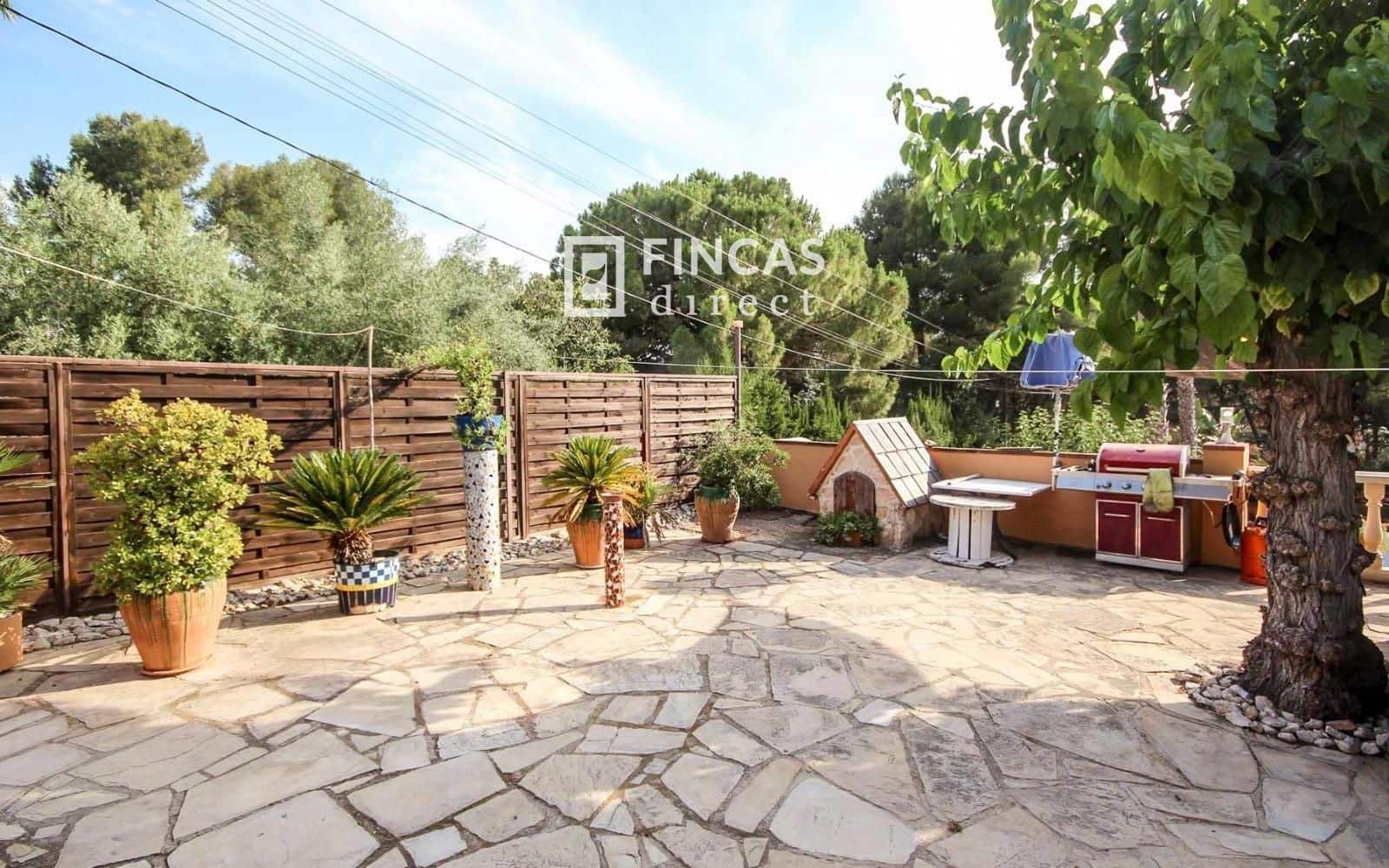 6 bedroom Villa for sale in El Catllar with pool garage - € 355,000 (Ref: 9948884)