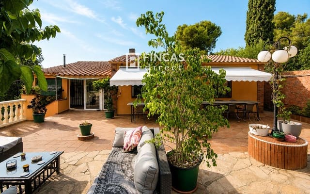 6 Zimmer Villa zu verkaufen in El Catllar mit Pool Garage - 355.000 € (Ref: 9948884)