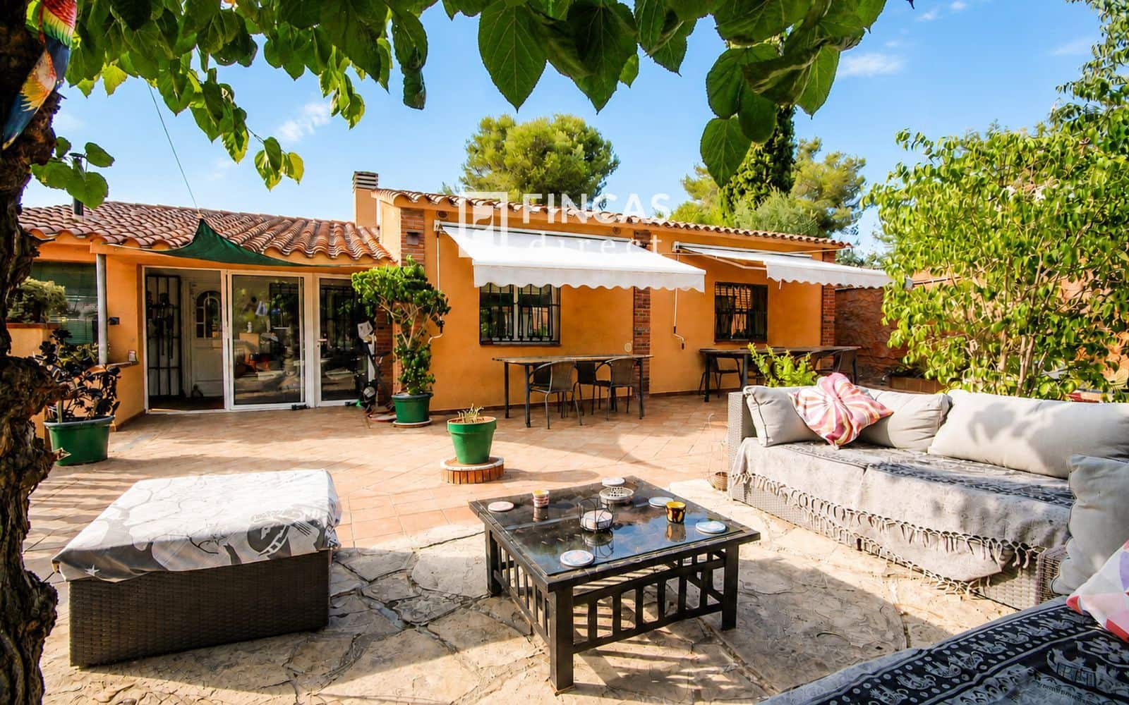 6 bedroom Villa for sale in El Catllar with pool garage - € 355,000 (Ref: 9948884)
