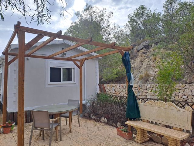 2 bedroom Mobile Home for sale in Bigastro with pool garage - € 42,000 (Ref: 10124837)