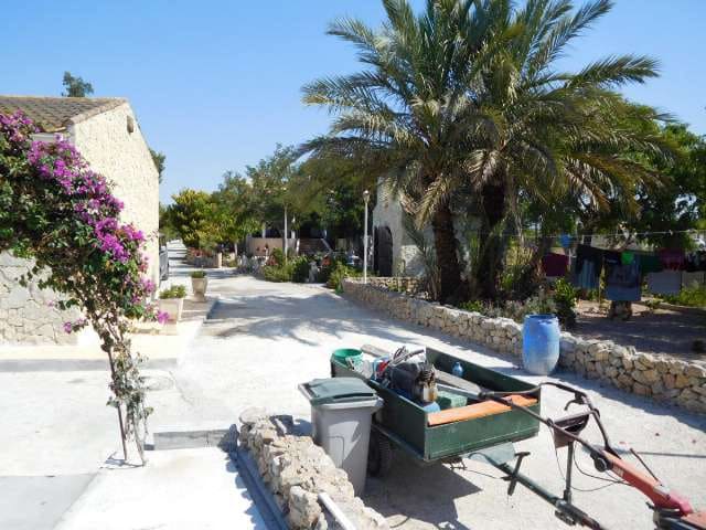 2 slaapkamer Finca/Landhuis te huur in Las Casicas met zwembad - € 750 (Ref: 5396205)