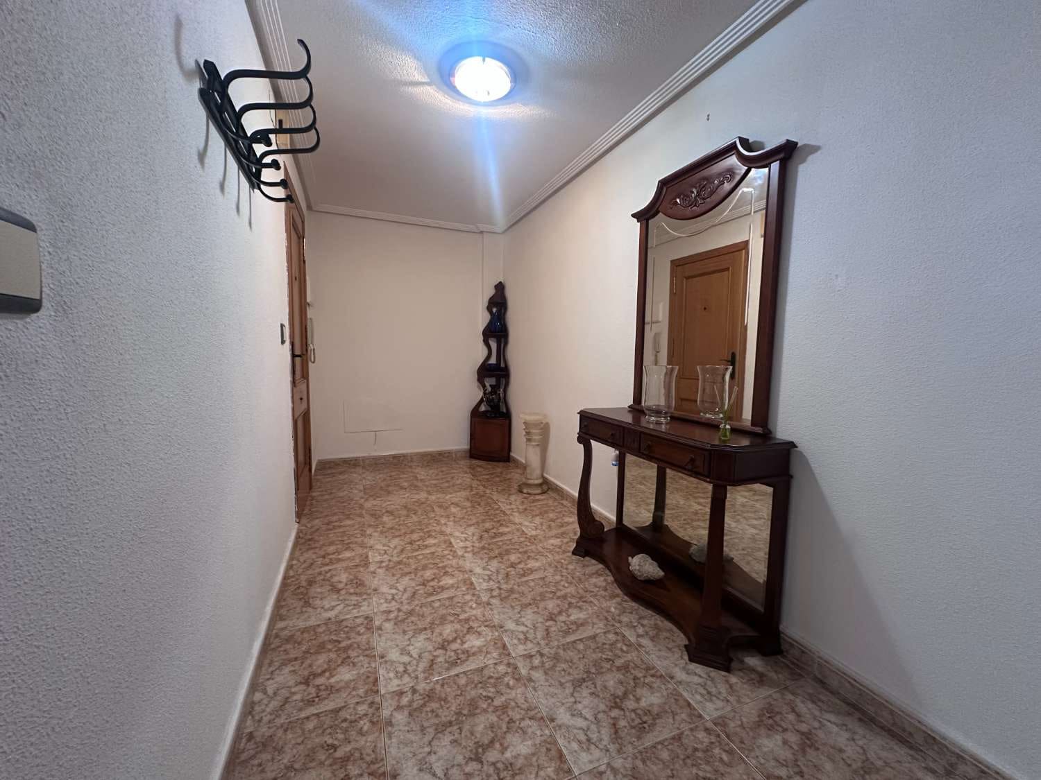 4 chambre Appartement à vendre à Catral - 120 000 € (Ref: 9308969)