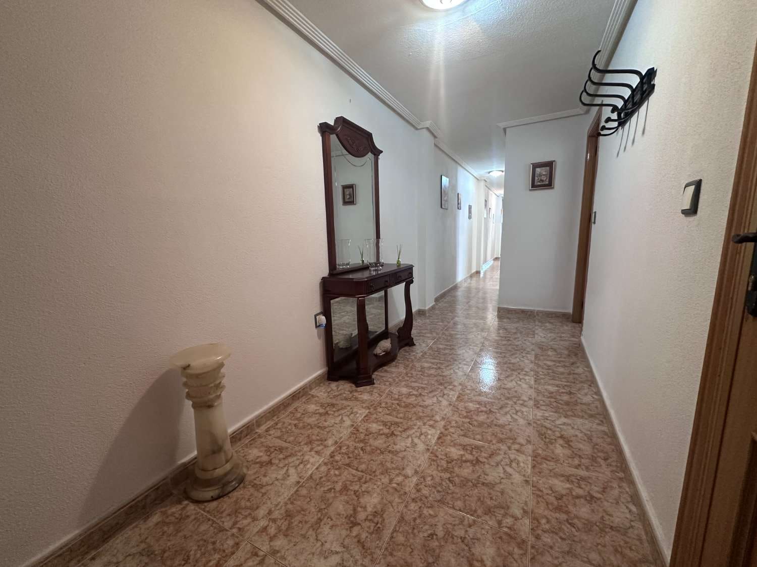 4 chambre Appartement à vendre à Catral - 120 000 € (Ref: 9308969)