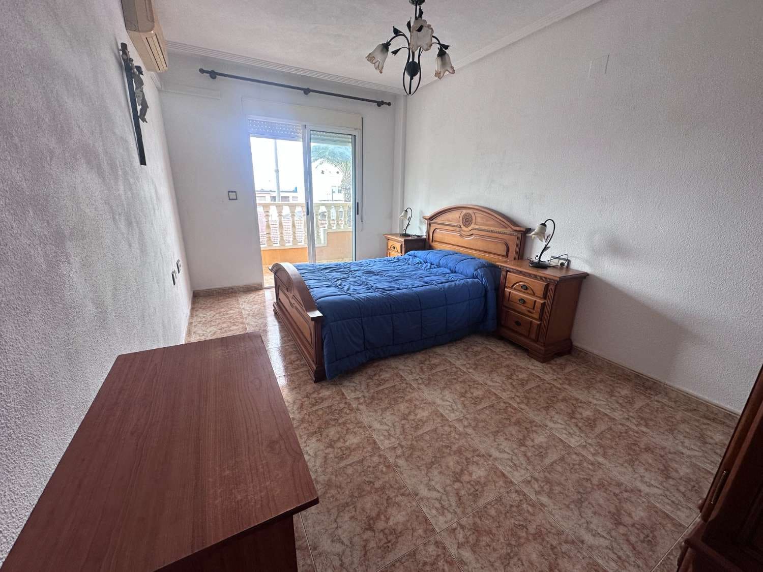 4 chambre Appartement à vendre à Catral - 120 000 € (Ref: 9308969)