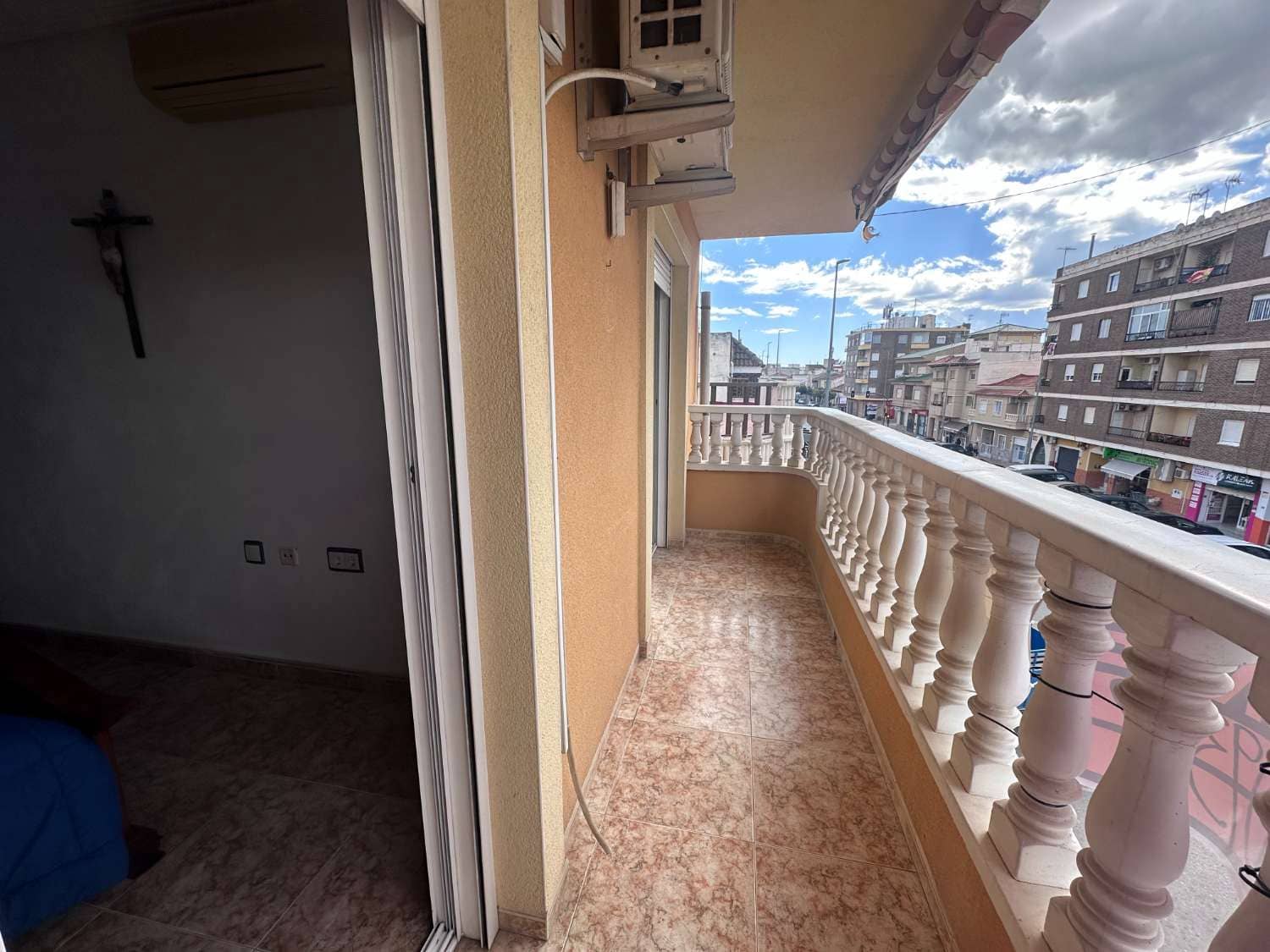 4 chambre Appartement à vendre à Catral - 120 000 € (Ref: 9308969)