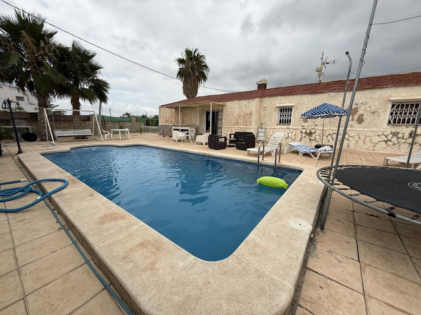 5 soveværelse Finca/Landehus til salg i El Realengo med swimmingpool - € 299.999 (Ref: 9335277)