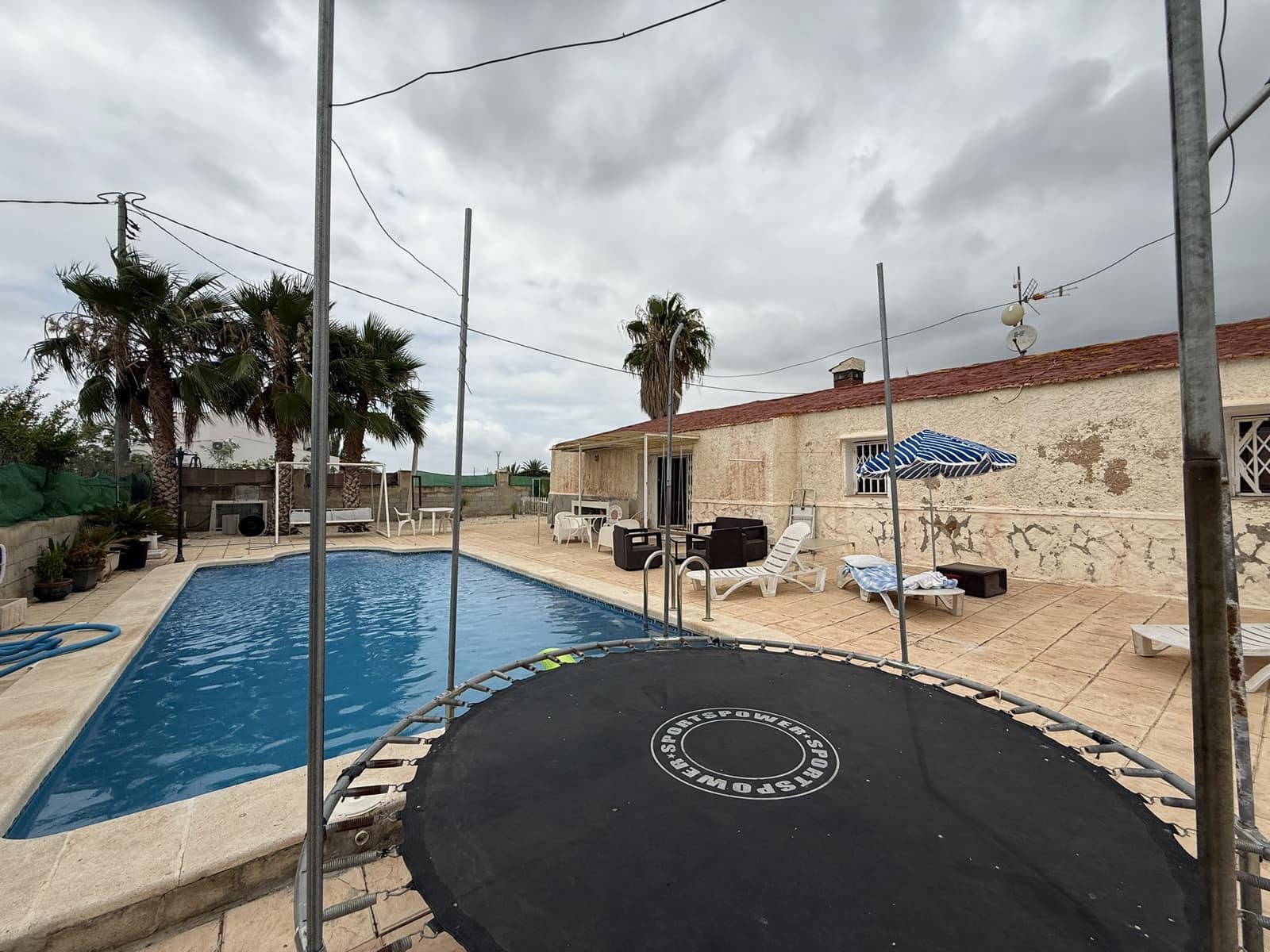 5 soveværelse Finca/Landehus til salg i El Realengo med swimmingpool - € 299.999 (Ref: 9335277)