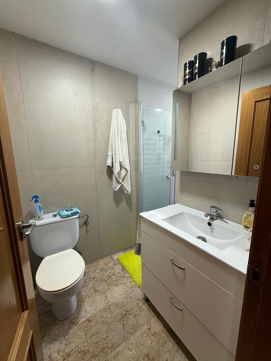 4 soveværelse Byhus til salg i Catral med garage - € 189.999 (Ref: 9335294)