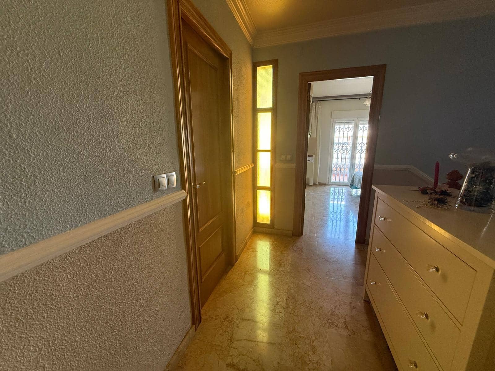 4 soveværelse Byhus til salg i Catral med garage - € 189.999 (Ref: 9335294)