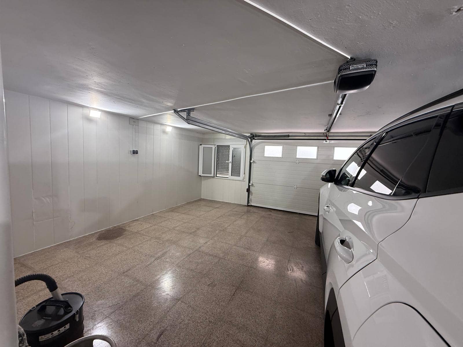 4 soveværelse Byhus til salg i Catral med garage - € 189.999 (Ref: 9335294)