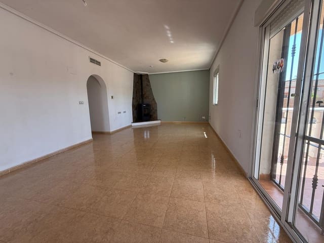 3 soverom Finca/Herregård til salgs i Catral med svømmebasseng - € 284 999 (Ref: 9335365)