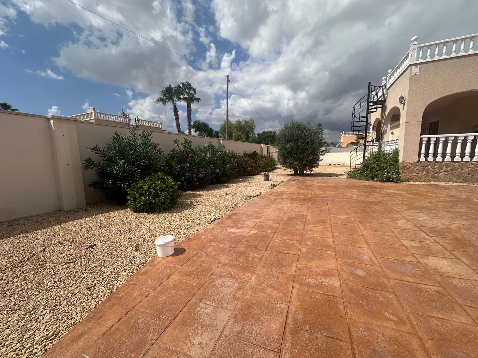 3 soverom Finca/Herregård til salgs i Catral med svømmebasseng - € 284 999 (Ref: 9335365)