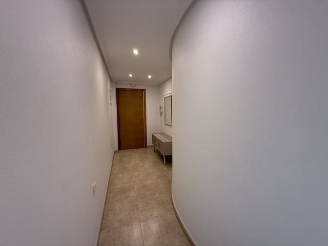 2 Zimmer Apartment zu vermieten in Albatera mit Pool Garage - 650 € (Ref: 9371161)