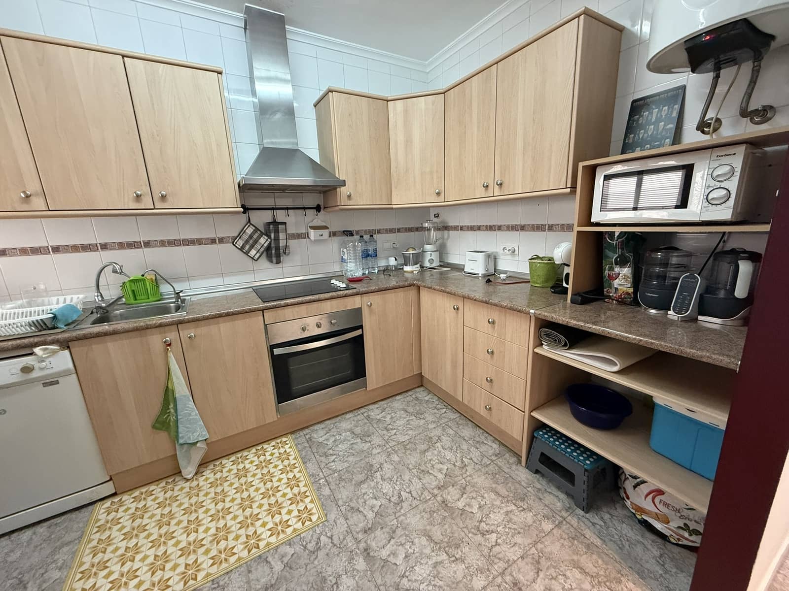 4 bedroom Apartment for sale in Catral with pool garage - € 134,999 (Ref: 9428766)