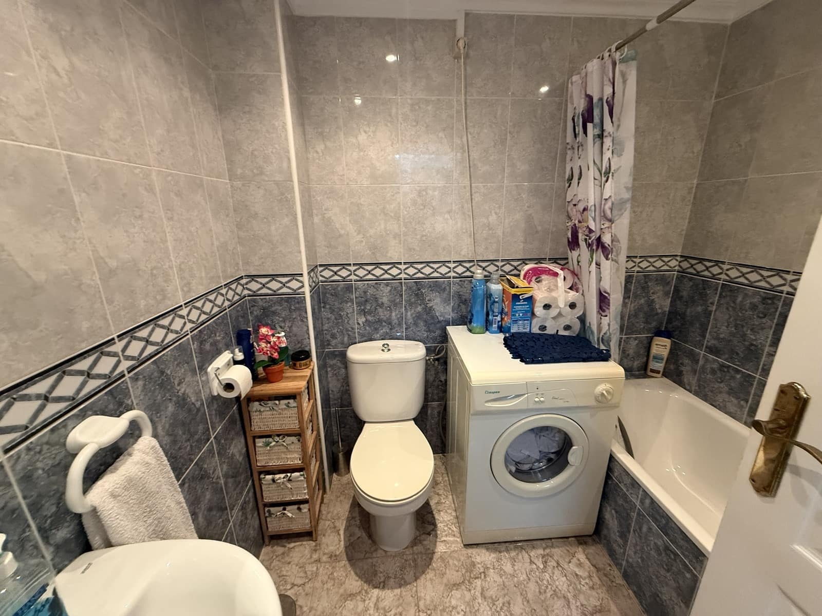 4 bedroom Apartment for sale in Catral with pool garage - € 134,999 (Ref: 9428766)