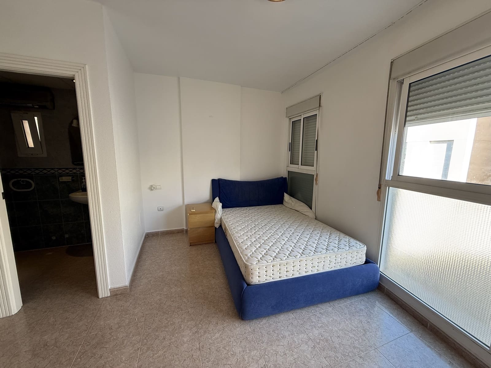 4 bedroom Apartment for sale in Catral with pool garage - € 134,999 (Ref: 9428766)