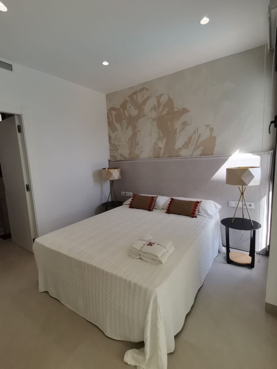 3 soveværelse Villa til salg i Playa Honda med swimmingpool garage - € 595.000 (Ref: 9434551)