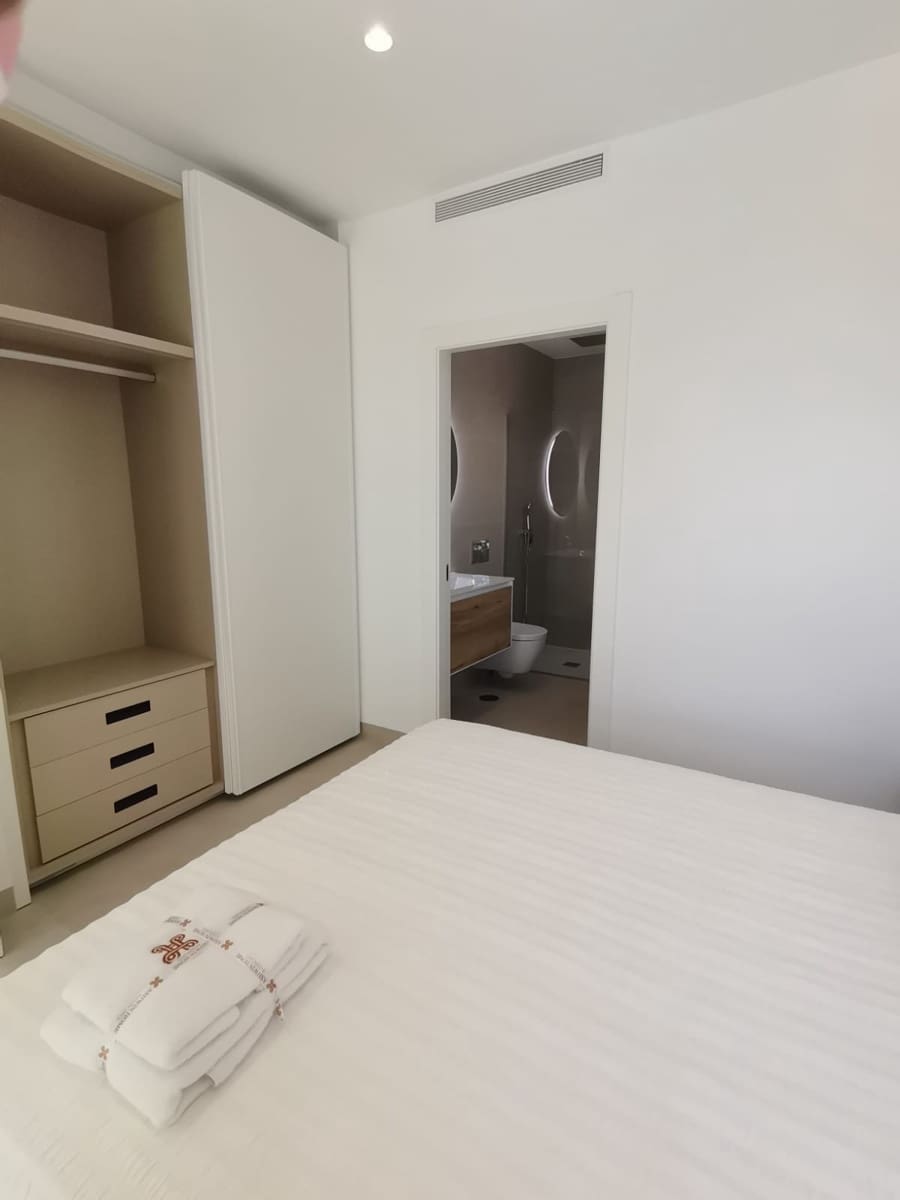 3 soveværelse Villa til salg i Playa Honda med swimmingpool garage - € 595.000 (Ref: 9434551)