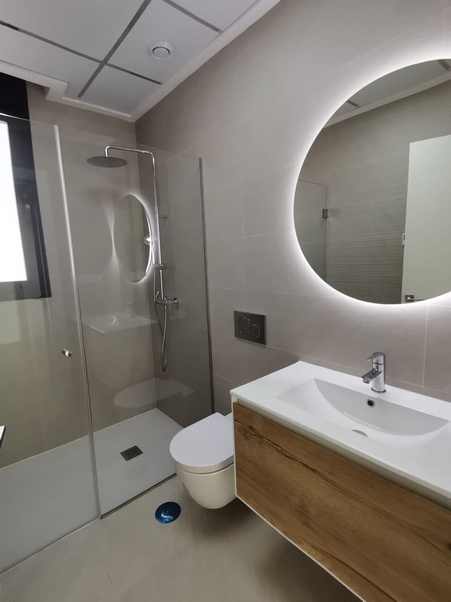 3 soveværelse Villa til salg i Playa Honda med swimmingpool garage - € 595.000 (Ref: 9434551)