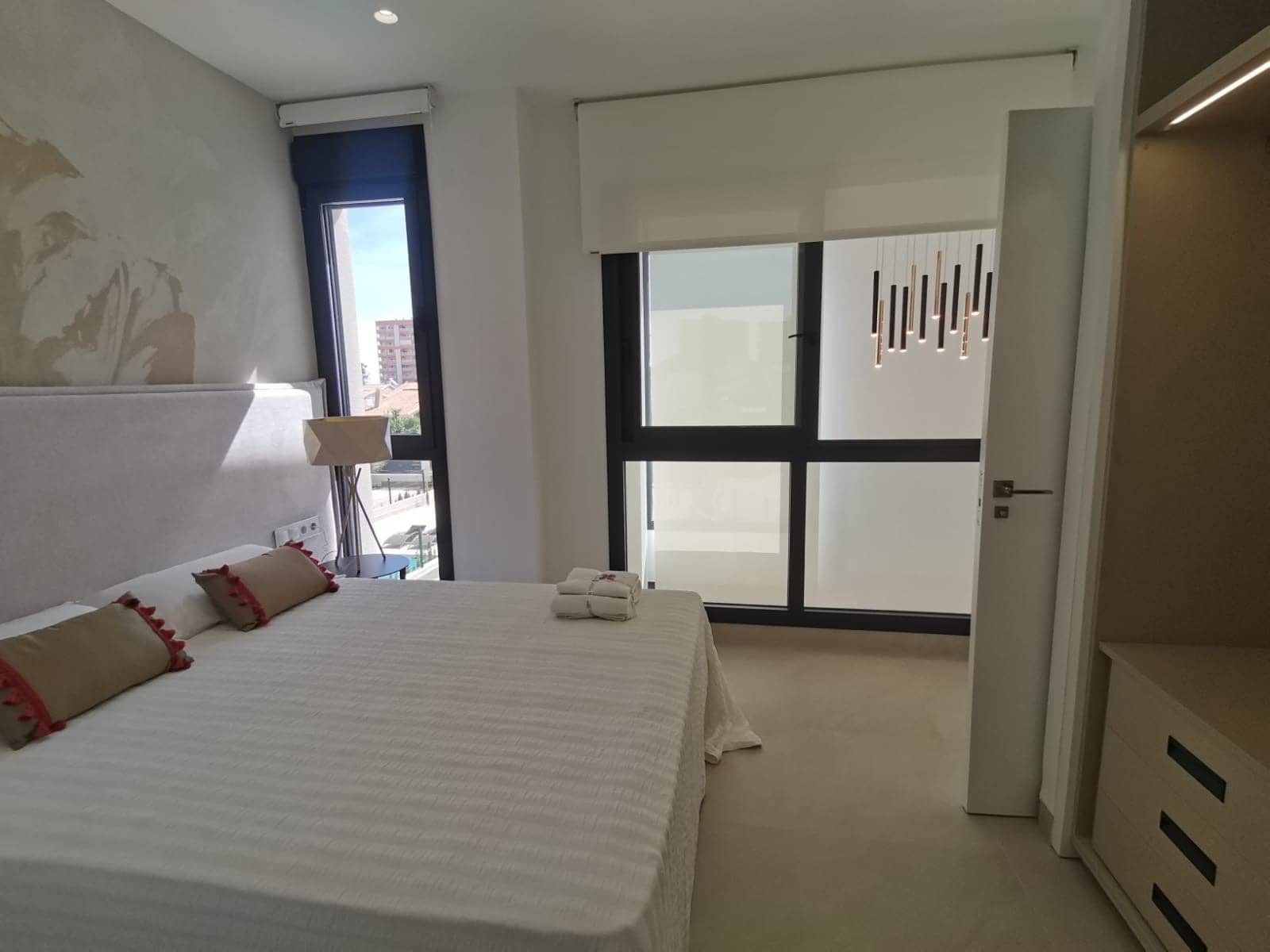 3 soveværelse Villa til salg i Playa Honda med swimmingpool garage - € 595.000 (Ref: 9434551)