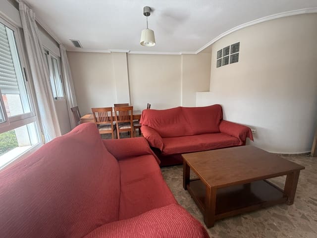 3 quarto Casa em Banda para arrendar em Alicante cidade - 750 € (Ref: 9436278)