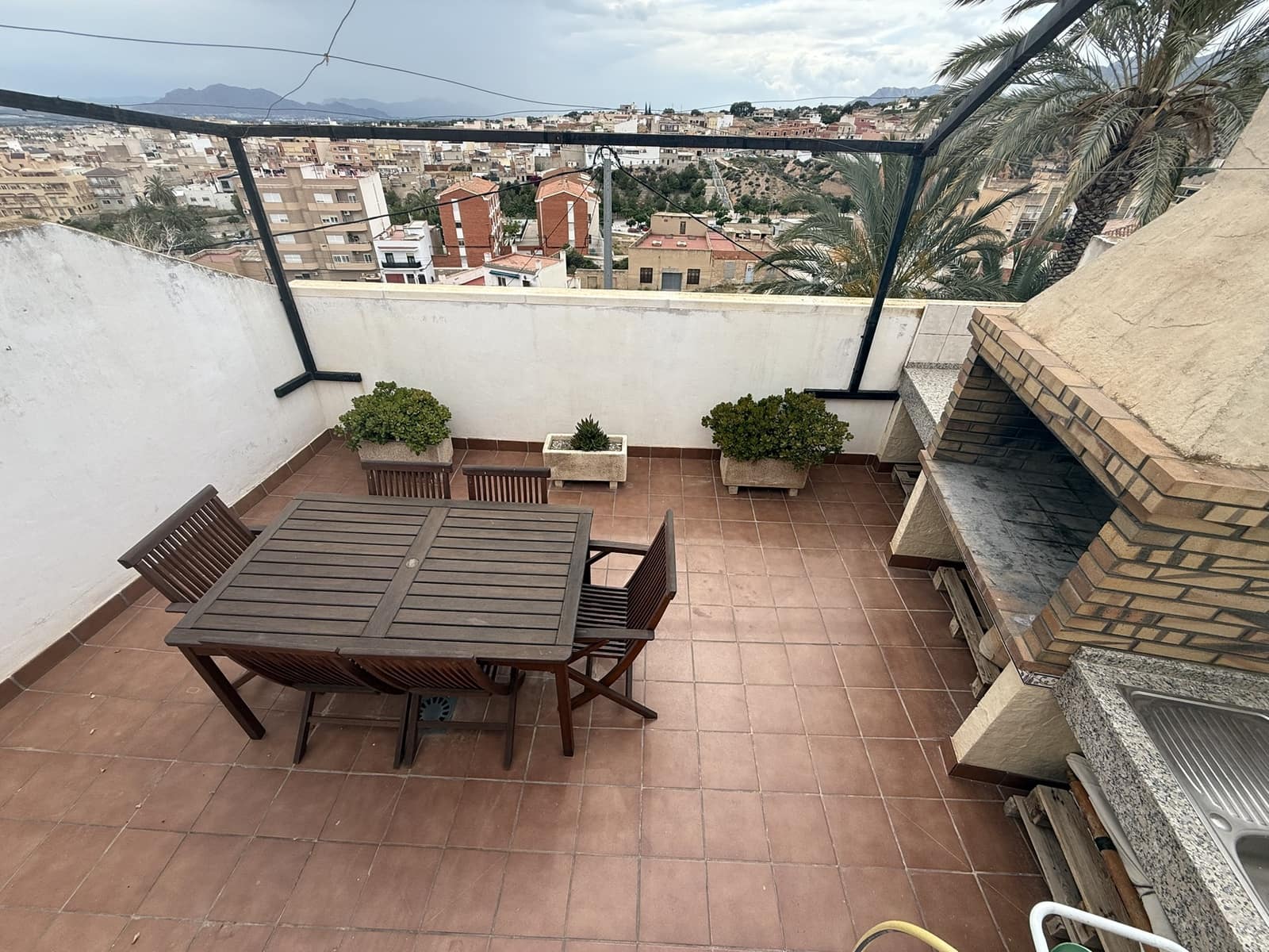 3 bedroom Townhouse for rent in Alicante / Alacant city - € 750 (Ref: 9436278)