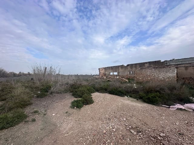 Ruin til salg i Alicante by - € 120.000 (Ref: 9438270)