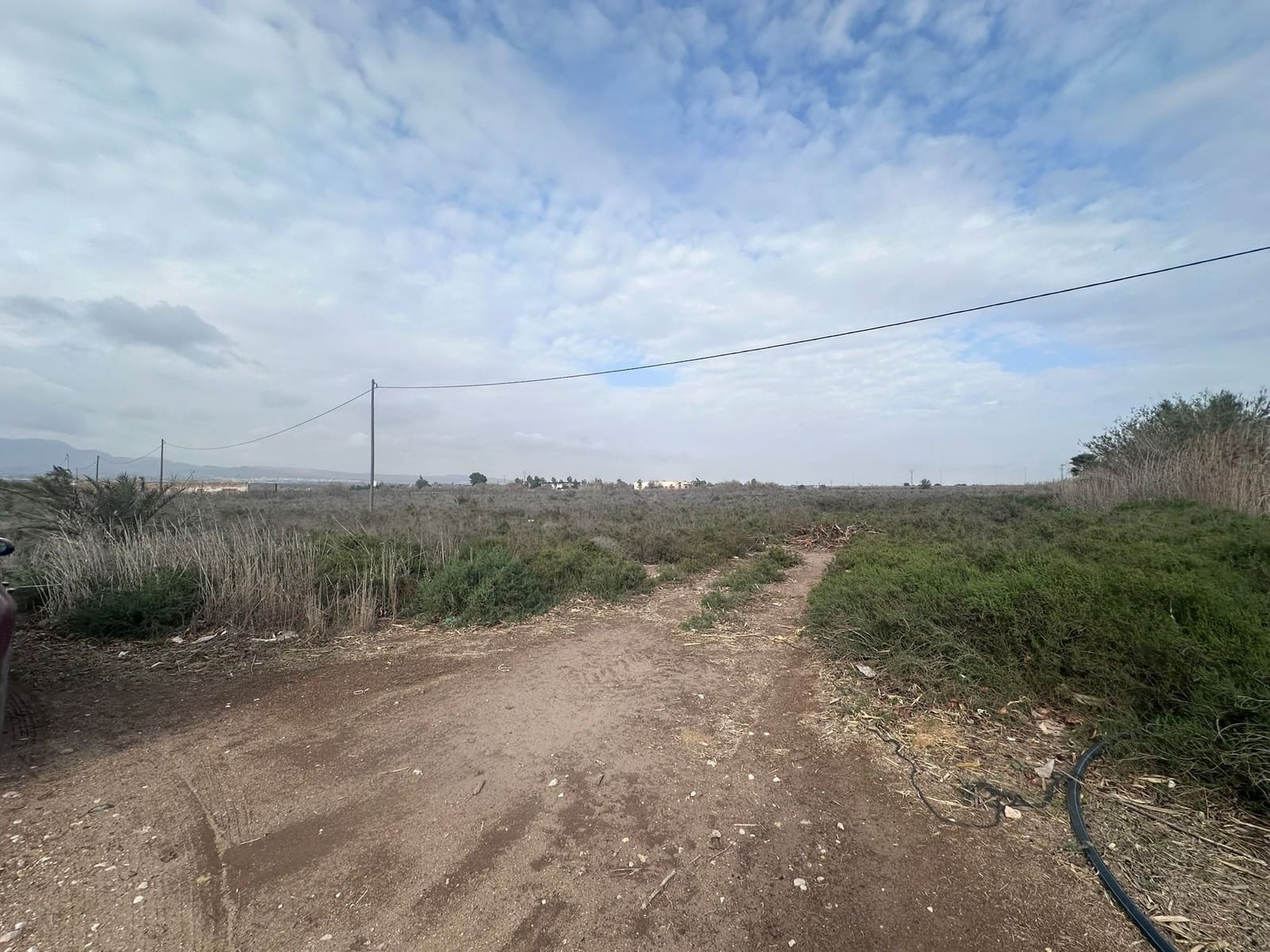 Ruin til salg i Alicante by - € 120.000 (Ref: 9438270)