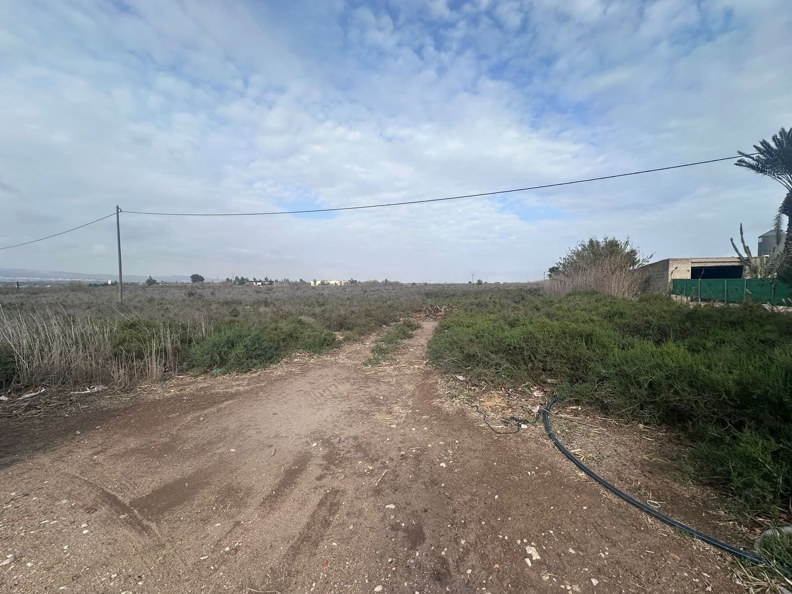 Ruin til salg i Alicante by - € 120.000 (Ref: 9438270)