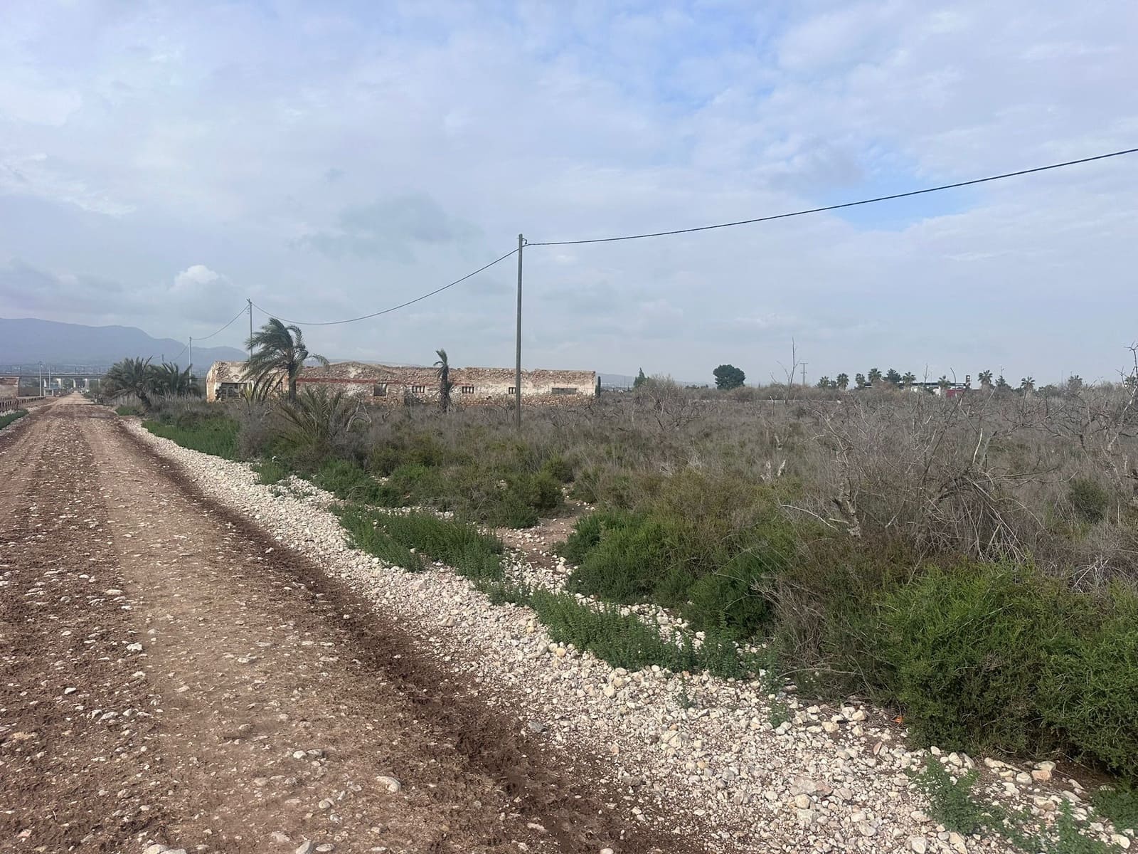 Ruin til salg i Alicante by - € 120.000 (Ref: 9438270)