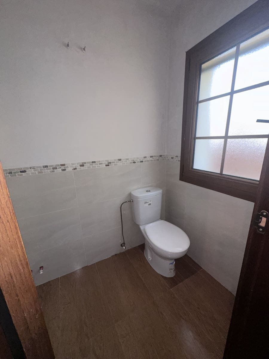 6 bedroom Villa for sale in Catral with pool garage - € 495,000 (Ref: 9438403)