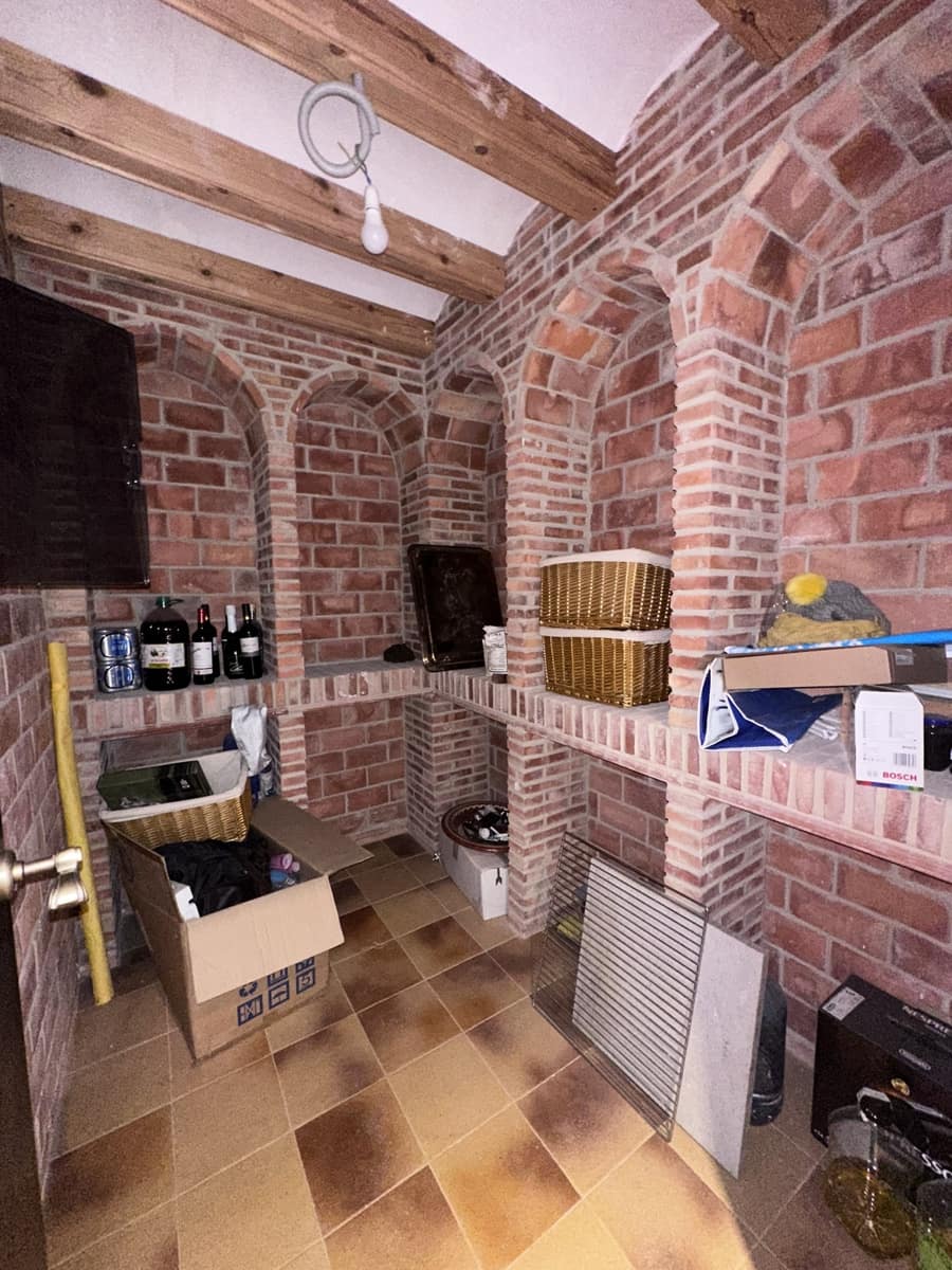 6 bedroom Villa for sale in Catral with pool garage - € 495,000 (Ref: 9438403)