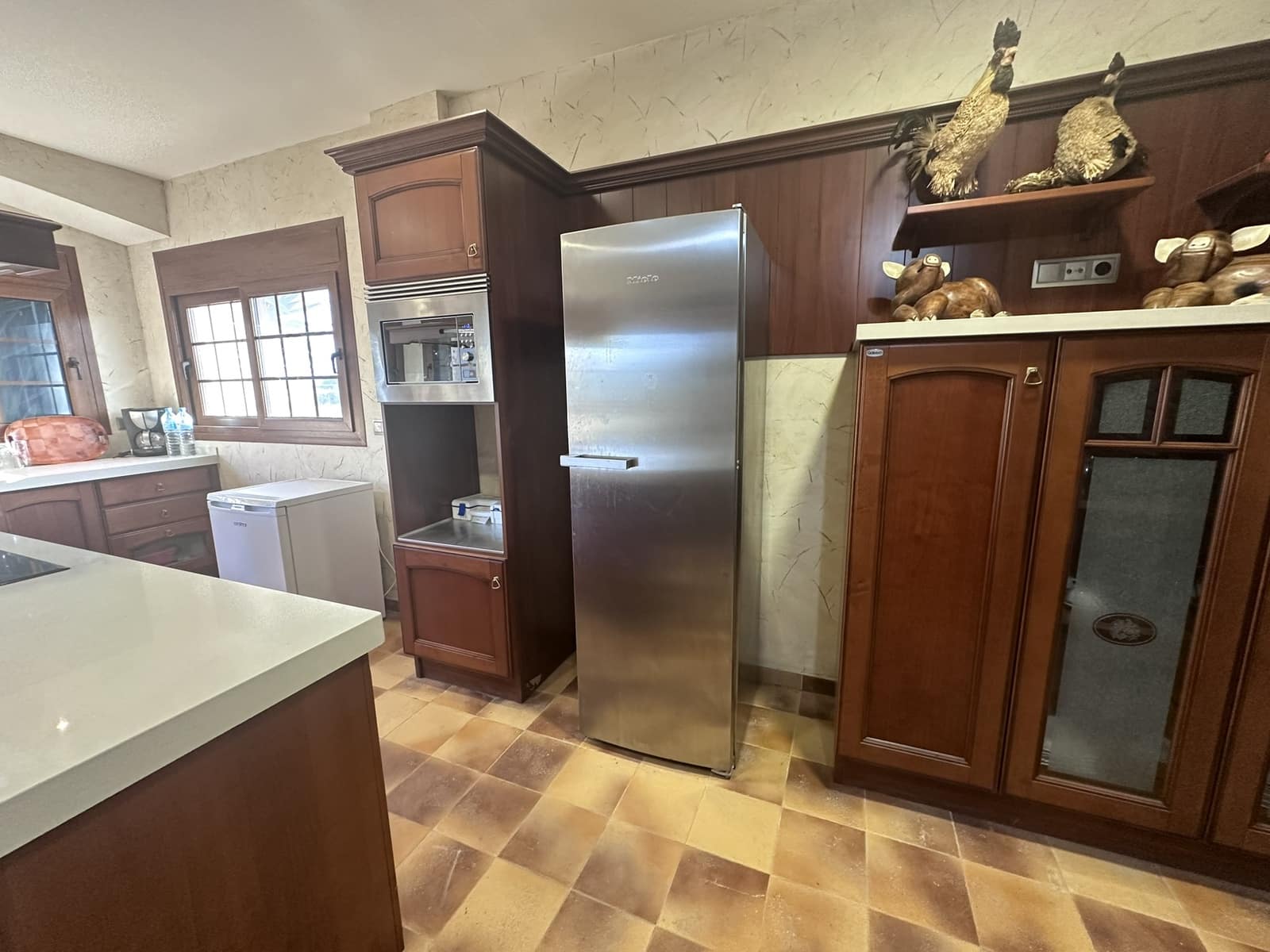 6 bedroom Villa for sale in Catral with pool garage - € 495,000 (Ref: 9438403)